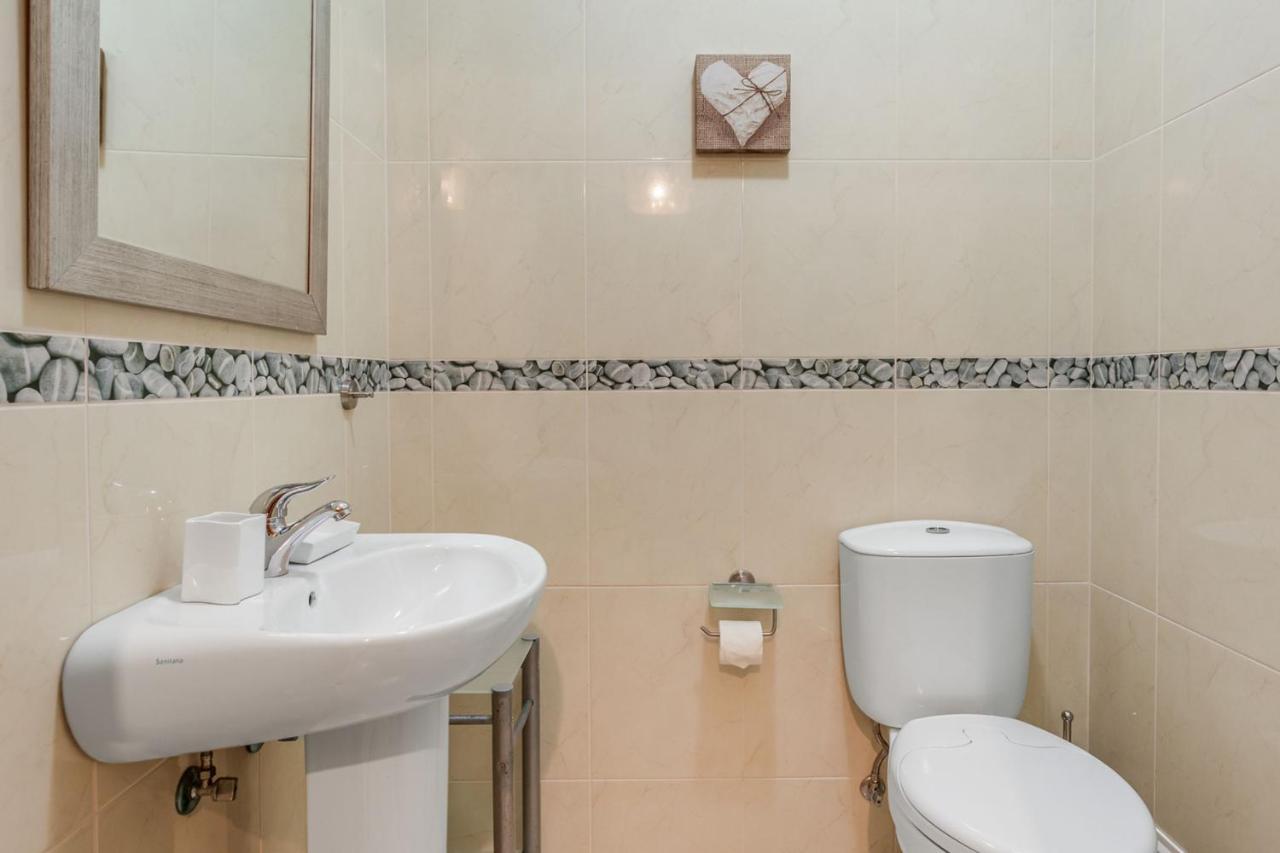 Spacious 2 Bdr Apartment W/ Patio By Lovelystay Armação de Pêra Zewnętrze zdjęcie